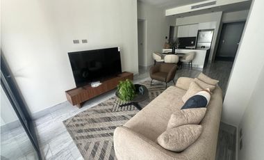 SEA CONFIABLE VENDE O ALQUILA APARTAMENTO PH NOUVO ARMANI/CASA