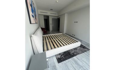 SEA CONFIABLE VENDE O ALQUILA APARTAMENTO PH NOUVO ARMANI/CASA