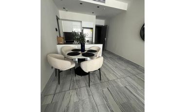 SEA CONFIABLE VENDE O ALQUILA APARTAMENTO PH NOUVO ARMANI/CASA