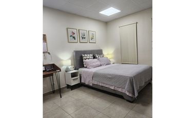 ALQUILER DE CASA AMOBLADA EN PALO ALTO PENONOME