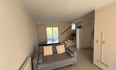 VENTA DUPLEX 2 DORMITORIOS CON PILETA VILLA CARLOS PAZ