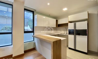 RENTA SUITE POR ESTRENAR SECTOR QUITO TENIS