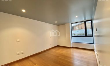 RENTA SUITE POR ESTRENAR SECTOR QUITO TENIS