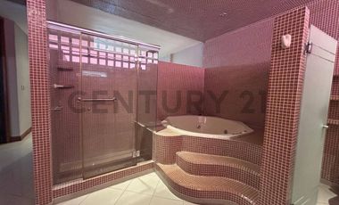 Alquiler Casa en Los Ceibos, ideal para  vivienda u Oficina, 250 m² EliA