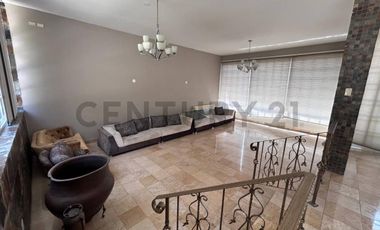 Alquiler Casa en Los Ceibos, ideal para  vivienda u Oficina, 250 m² EliA