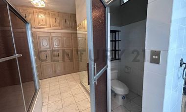 Alquiler Casa en Los Ceibos, ideal para  vivienda u Oficina, 250 m² EliA