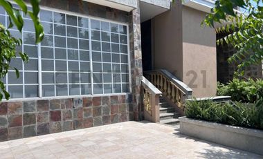 Alquiler Casa en Los Ceibos, ideal para  vivienda u Oficina, 250 m² EliA