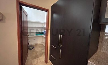 Alquiler Casa en Los Ceibos, ideal para  vivienda u Oficina, 250 m² EliA