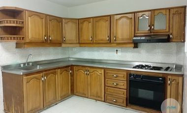 Casa-local en Arriendo Ubicado en Medellín Codigo 10548