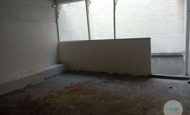 Casa-local en Arriendo Ubicado en Medellín Codigo 10548