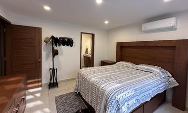 Casa en Venta en Parque de la Castellana, Coto Mallorca, Zapopan