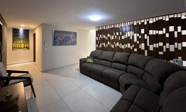 Casa en Venta en Parque de la Castellana, Coto Mallorca, Zapopan