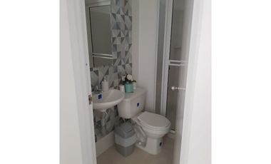 SE ARRIENDA APARTAMENTO AMOBLADO EN LA CASTELLANA DE MONTERA