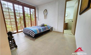 Casa en parcelación, vía Alcalá-Filandia