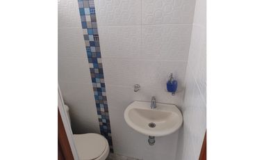 VENDO HERMOSA CASA EN MOSQUERA