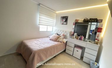VENDO APARTAMENTO REMODELADO EN MONSERRAT