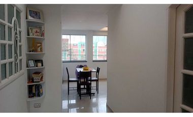 VENDO CASA DE 3 PISOS EN KENNEDY CASABLANCA BOGOTA