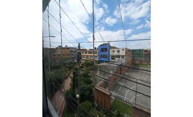 VENDO CASA DE 3 PISOS EN KENNEDY CASABLANCA BOGOTA