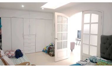 VENDO CASA DE 3 PISOS EN KENNEDY CASABLANCA BOGOTA