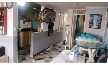 VENDO CASA DE 3 PISOS EN KENNEDY CASABLANCA BOGOTA
