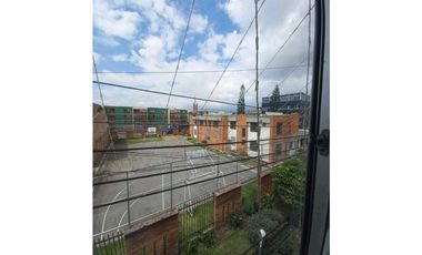 VENDO CASA DE 3 PISOS EN KENNEDY CASABLANCA BOGOTA