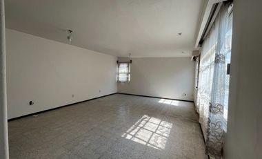 Hermosa casa de un piso, Viveros del Valle, Tlalnepantla