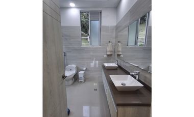 Casa lote para venta de 5600 metros la Vega