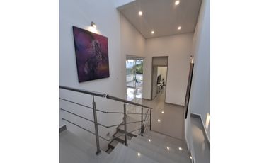 Casa lote para venta de 5600 metros la Vega