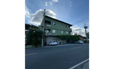 VENDO  APARTAHOTEL 3 ESTRELLAS ZONA COMERCIAL PENONOMÉ COCLÉ