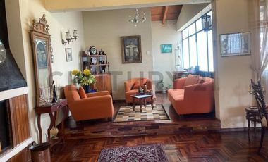 Para constructores amplia propiedad de venta en el Valle de los Chillos