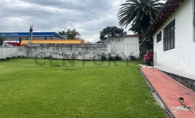 Para constructores amplia propiedad de venta en el Valle de los Chillos