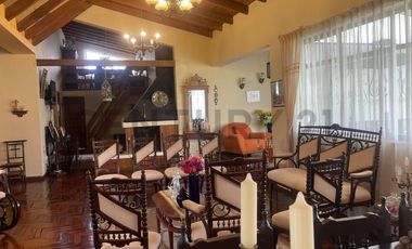 Para constructores amplia propiedad de venta en el Valle de los Chillos