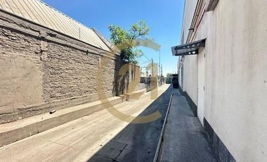 SE ARRIENDAN LOCALES COMERCIALES EN LA REINA