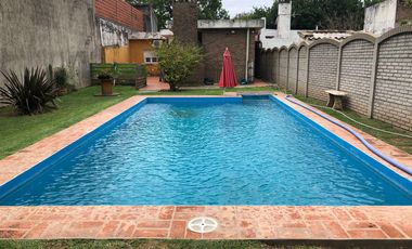 Casa en el centro de Funes - Ideal Proyecto Comercial