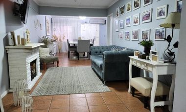 Casa en venta - 4 Dormitorios 2 Baños - Cochera - 300Mts2 - Berazategui