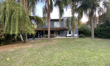 Casa en  alquiler anual