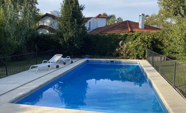 Casa en  alquiler anual