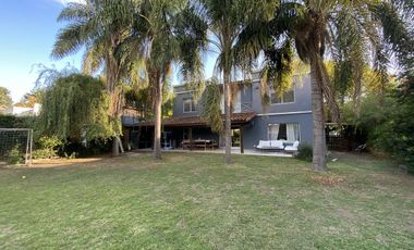 Casa en  alquiler anual