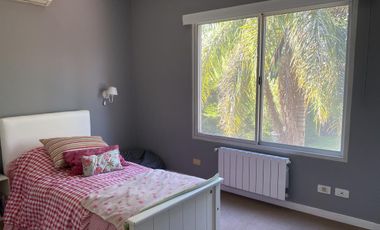 Casa en  alquiler anual