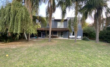 Casa en  alquiler anual