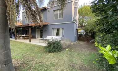 Casa en  alquiler anual