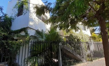 Casa en venta - 5 dormitorios 3 baños - 140mts2 - Ringuelet