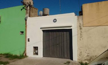 Casa en venta - 1 Dormitorio 1 Baño - Cochera - 55Mts2 - Ensenada