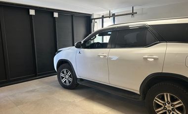 Casa en venta - 3 Dormitorios 4 Baños - Cocheras - 460Mts2 - Mar del Plata