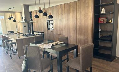 Casa en venta - 3 Dormitorios 4 Baños - Cocheras - 460Mts2 - Mar del Plata