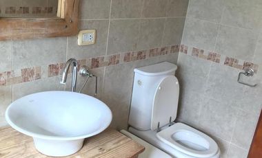 Casa en venta - 5 dormitorios 3 baños - Cocheras - 300mts2 totales - Berazategui [FINANCIADA]
