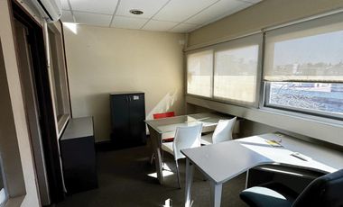 Oficina con cochera-Parque Corema Office