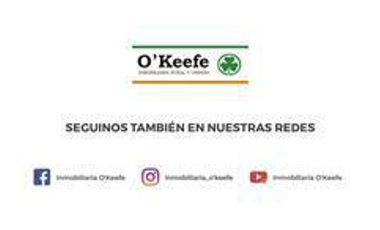 Casa en venta de estilo Moderno de cinco ambientes en  Abril Club de Campo - Apto Credito