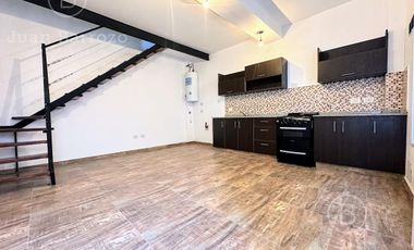 Departamento de 2 ambientes con cochera en venta en Banfield