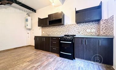 Departamento de 2 ambientes con cochera en venta en Banfield